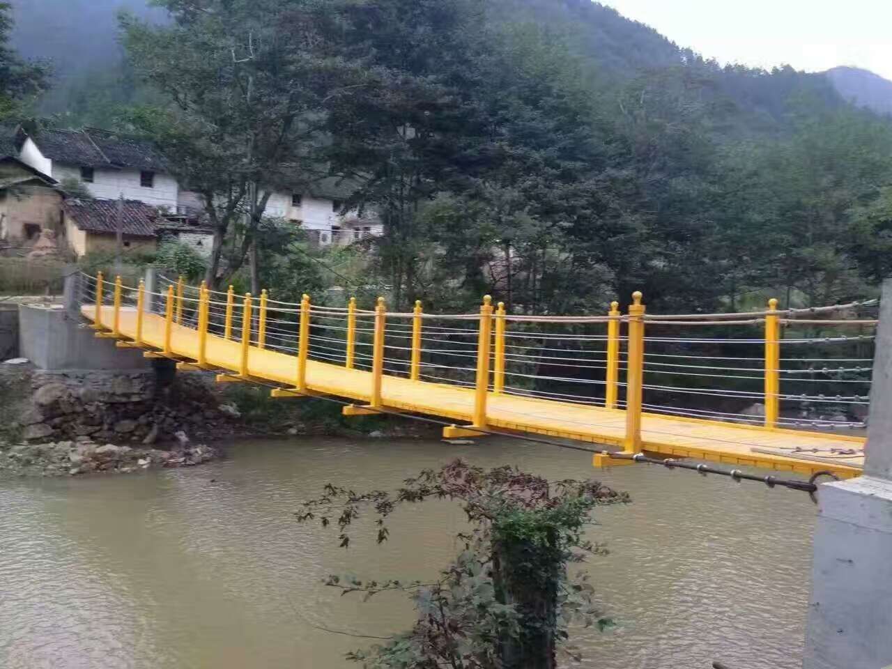 吊桥